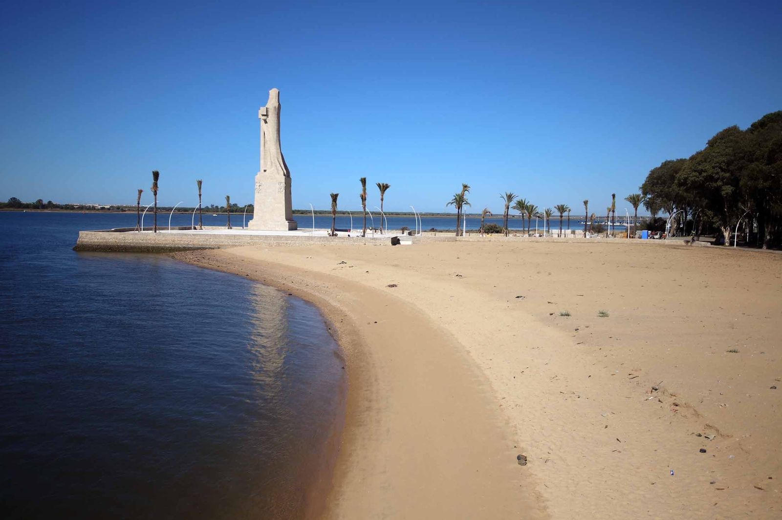 Imágenes del lunes 28 de agosto en Huelva
