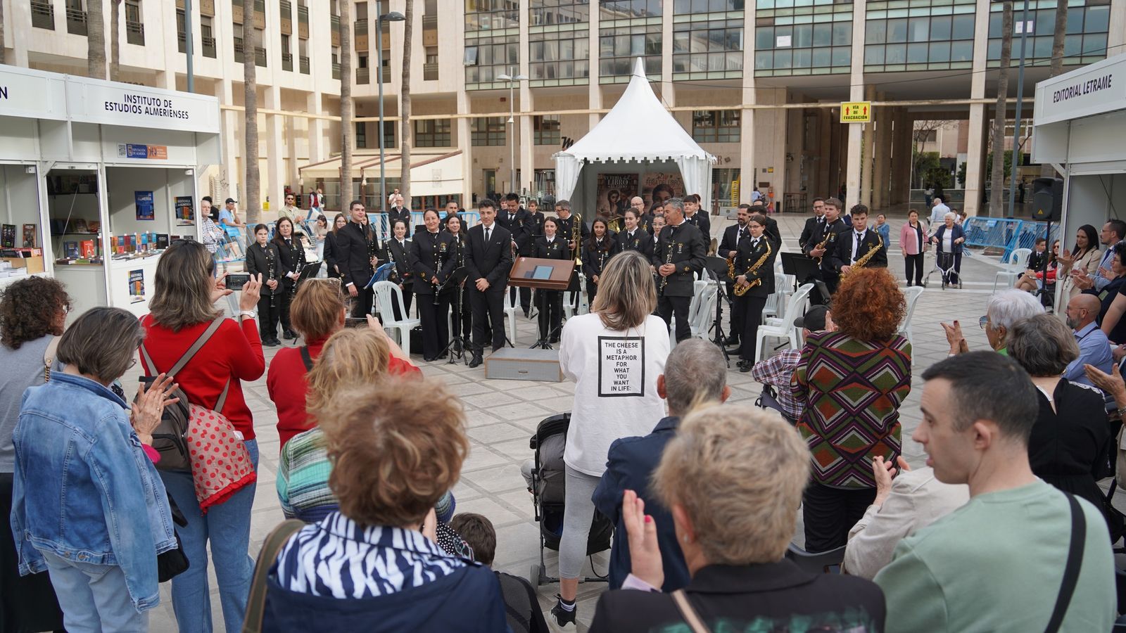 La Banda Sinfónica de El Ejido en la apertura de la Feria del Libro.