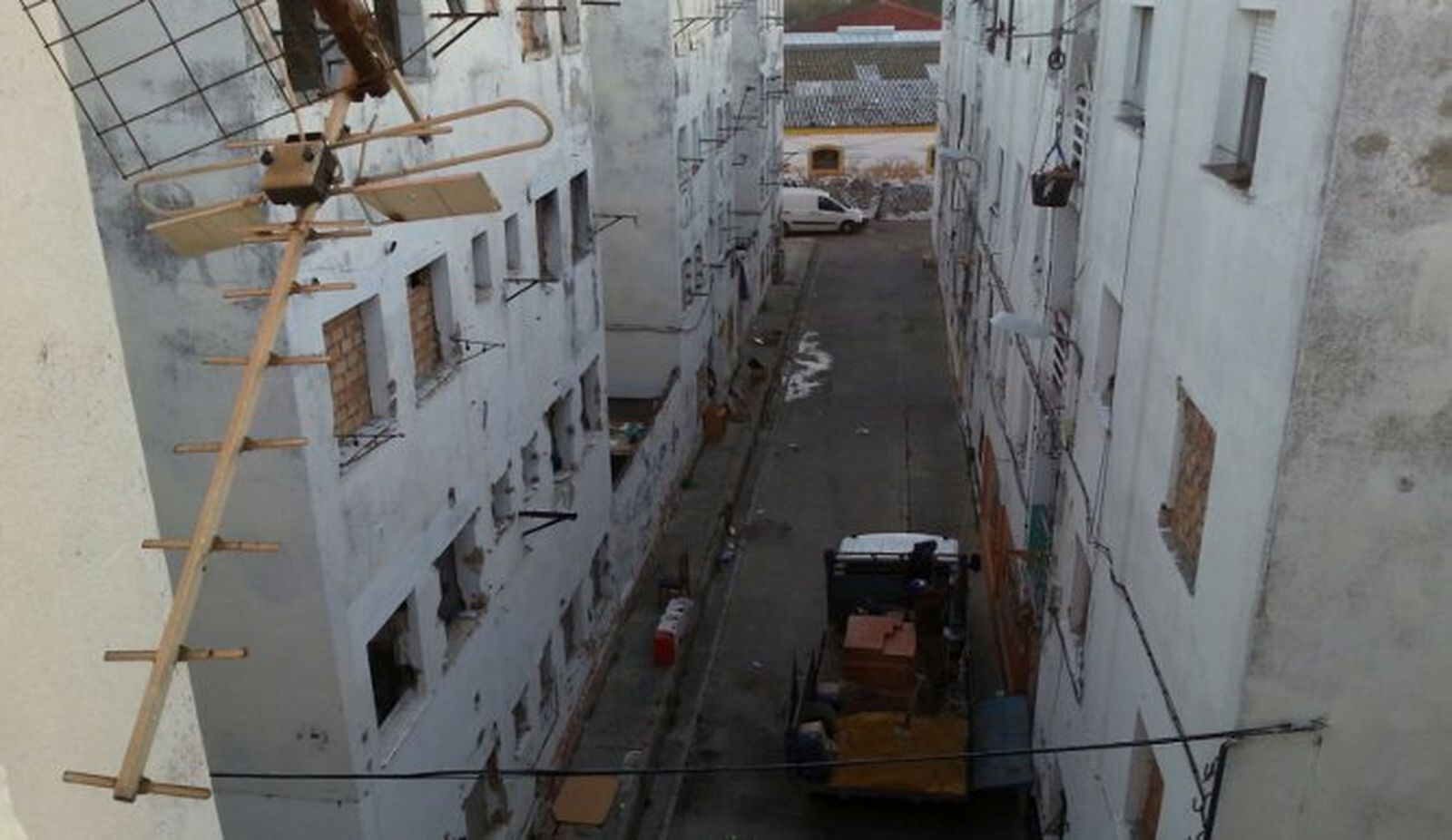 Edificios de la barriada José Antonio que serán demolidos.