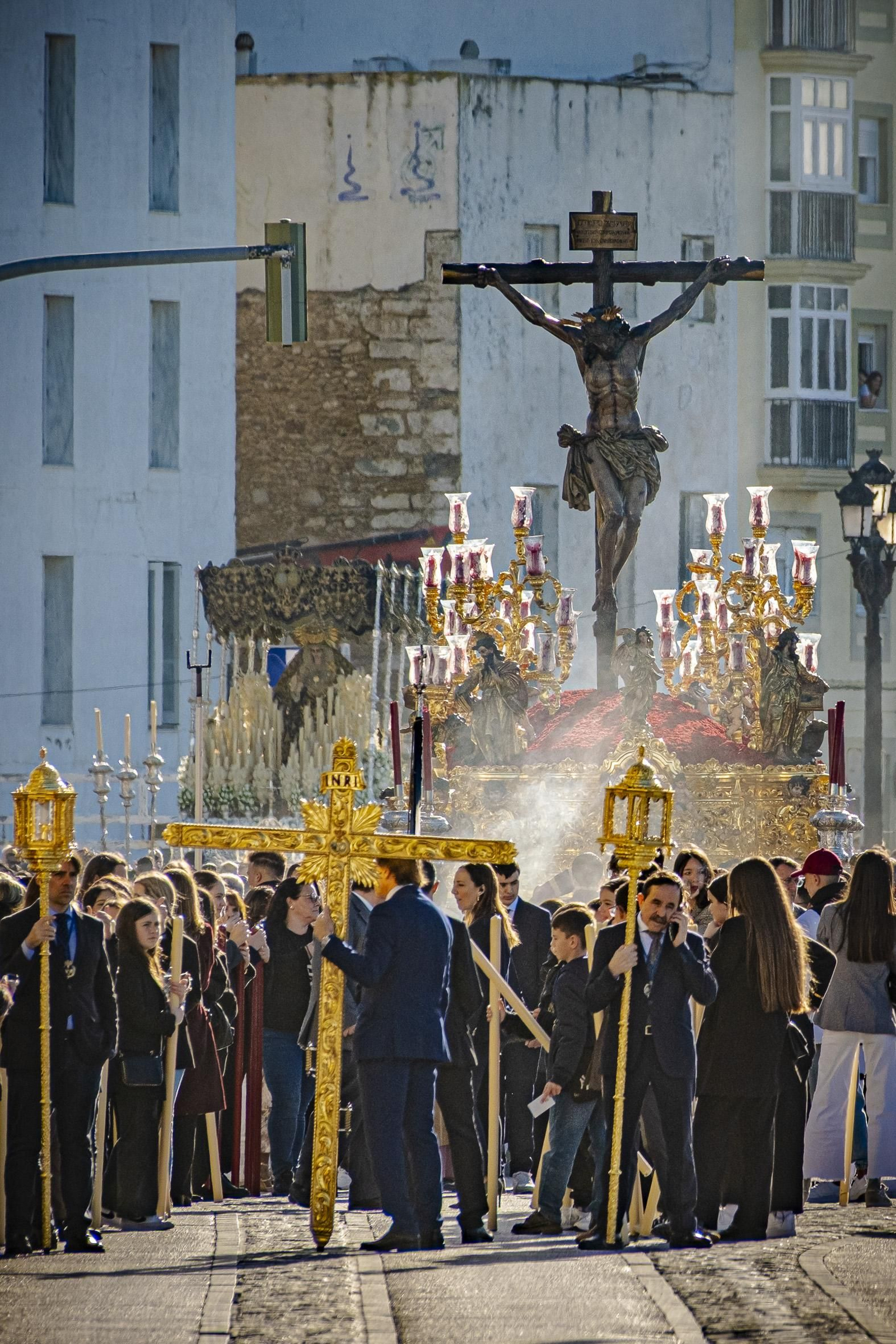 Las imágenes del traslado de La Palma a su templo después de refugiarse en Catedral por la lluvia