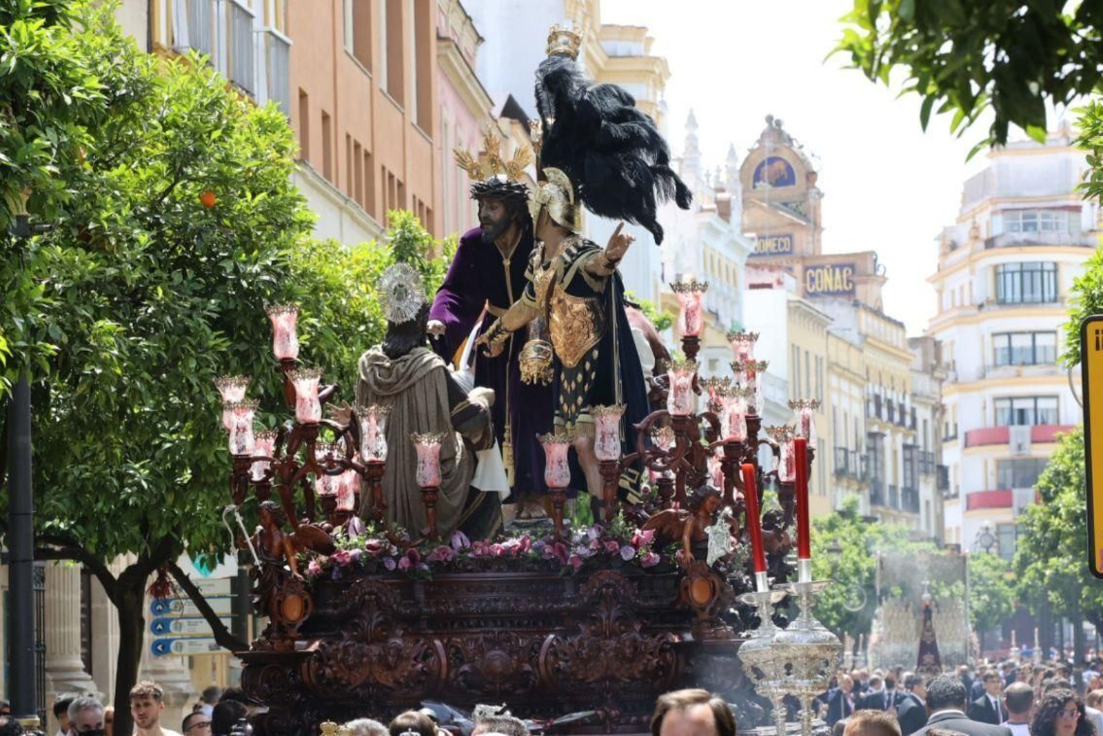 Las imágenes de regreso de las hermandades de la Sed, Candelaria, Paz y Clemencia a sus templos