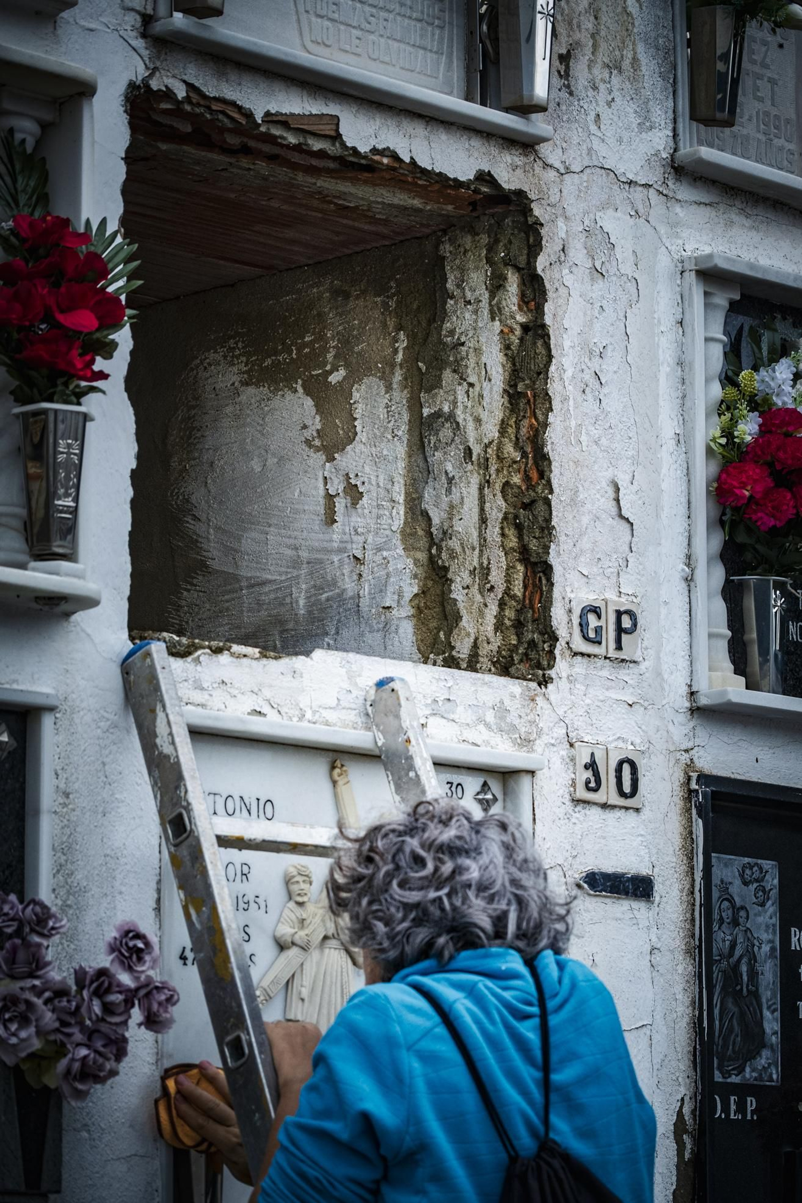 Las imágenes del día de los difuntos en Cádiz: Cementerio de El Puerto de Santa María