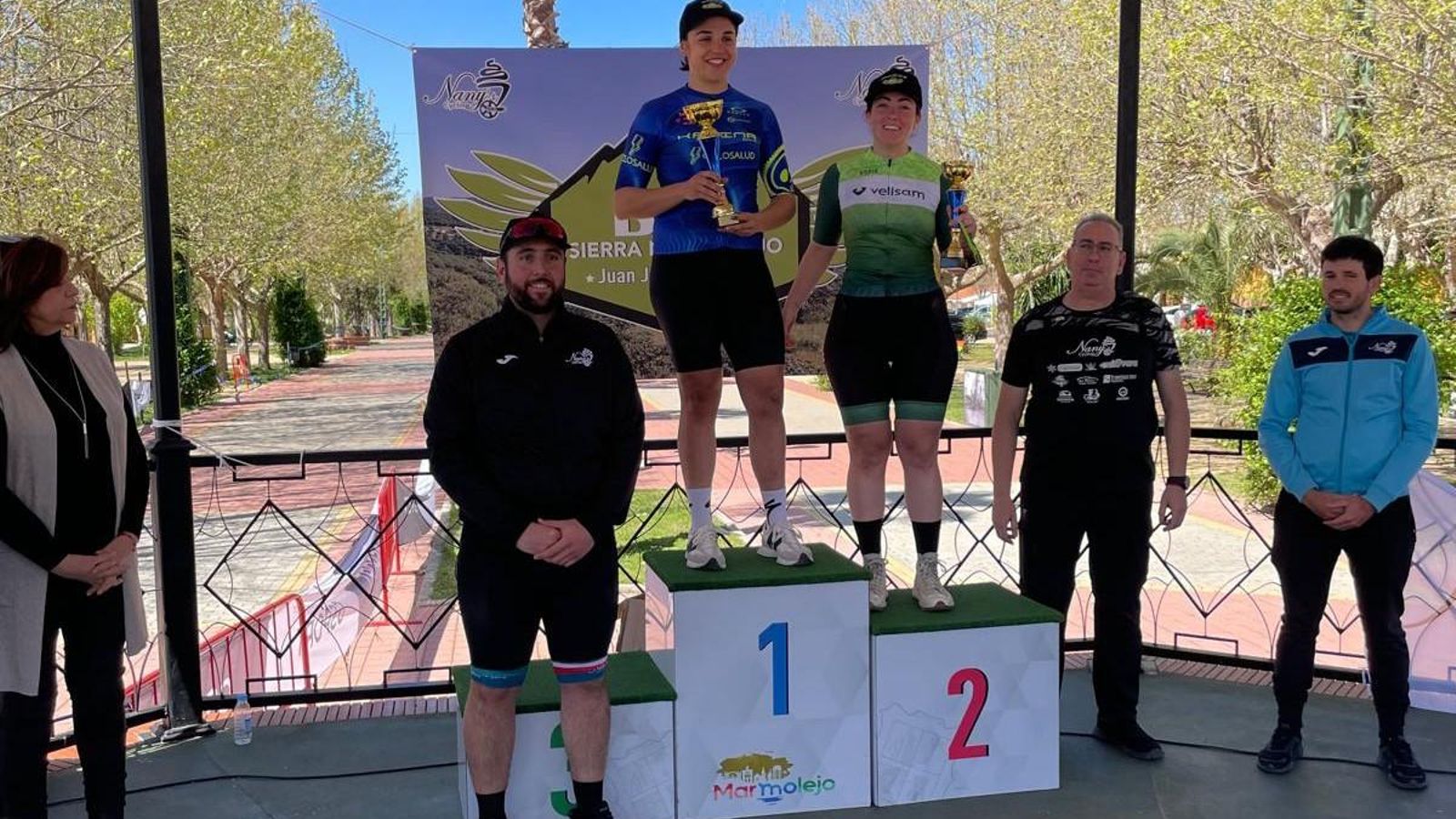 María Dolores Herrera, en lo más alto del podio.