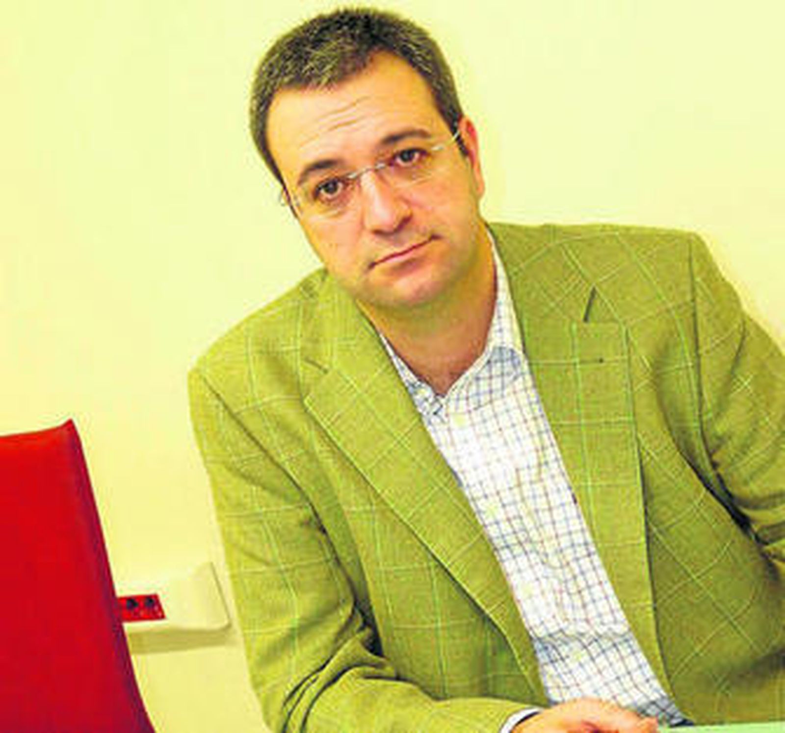 El oftalmólogo Joaquín Fernández.