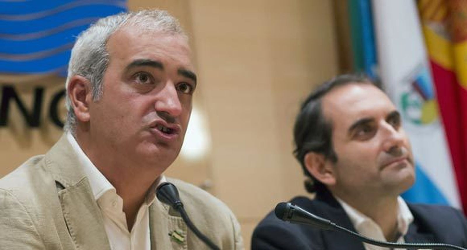 El PA aprueba la declaración por la que cesa su actividad política