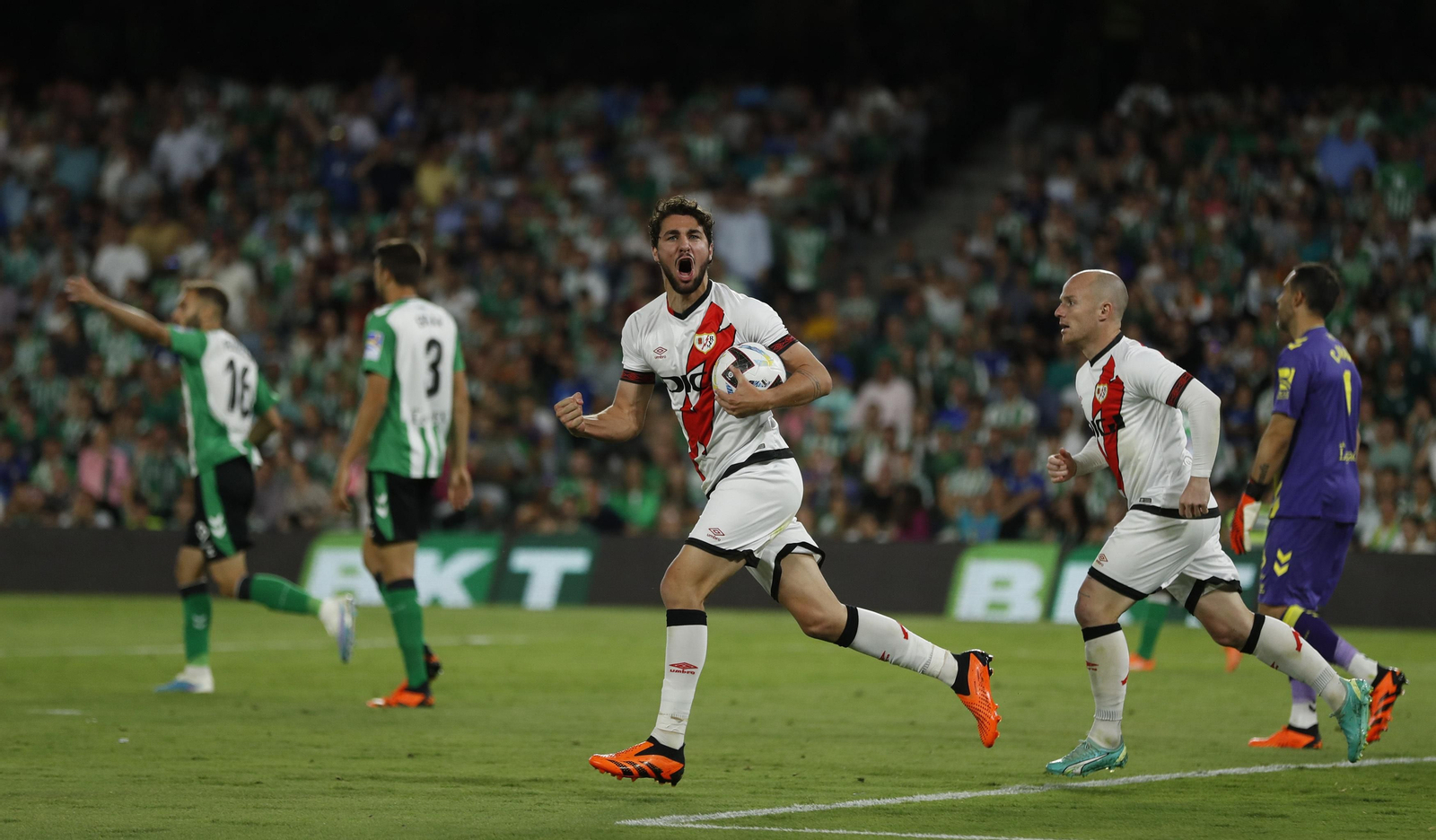 Las imágenes del Betis-Rayo