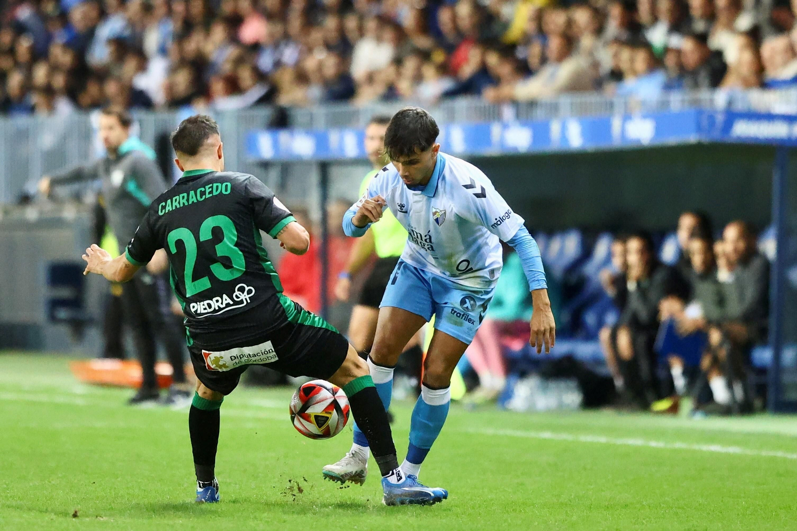 Las mejores fotos del ambiente en el Málaga CF - Córdoba en La Rosaleda Las mejores fotos del ambiente en el Málaga CF - Córdoba en La Rosaleda