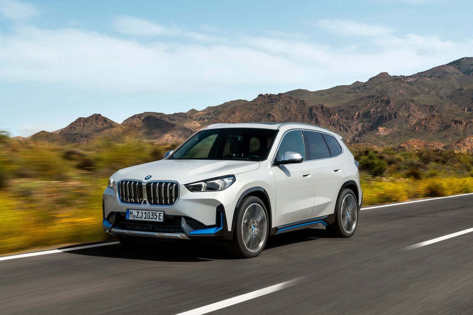 Las versiones con la etiqueta Cero llegan también al BMW X1