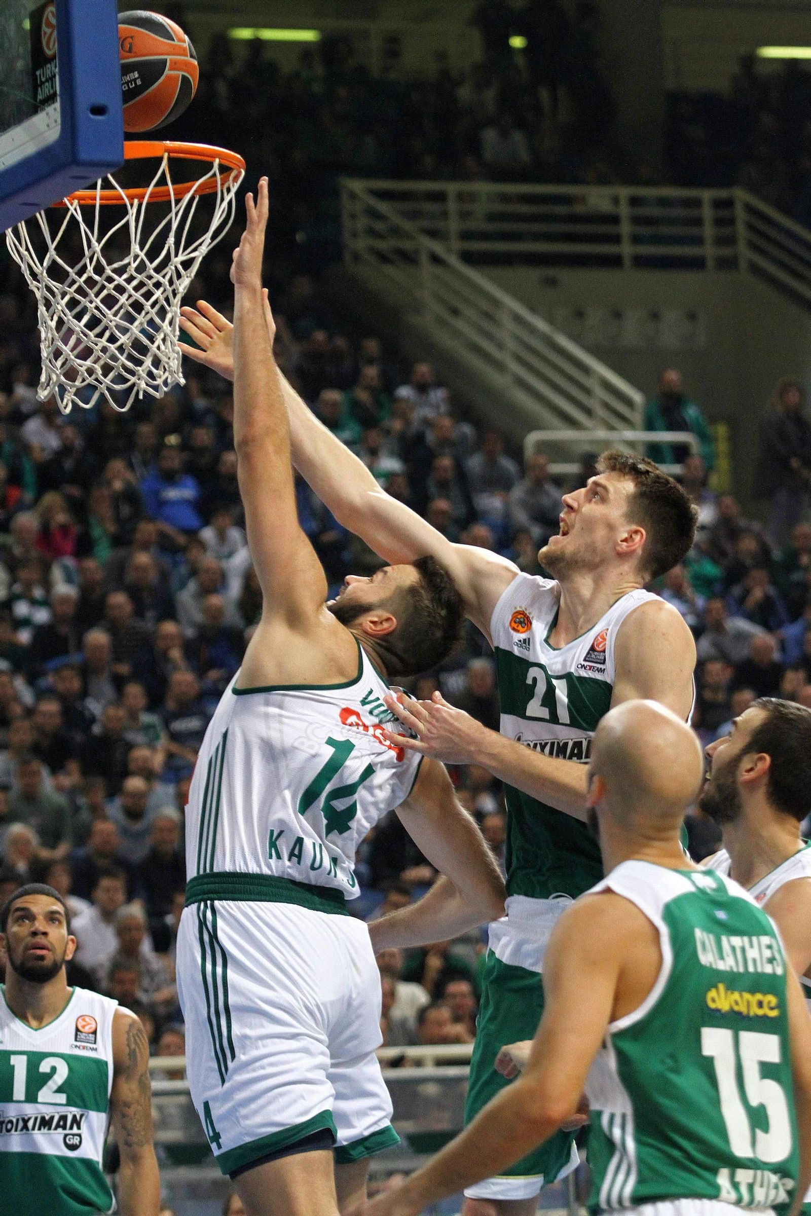 La carrera de Ognjen Kuzmic, en fotos
