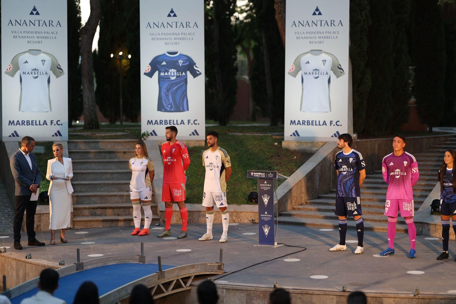 Así son las camisetas del Marbella FC 2025/2026