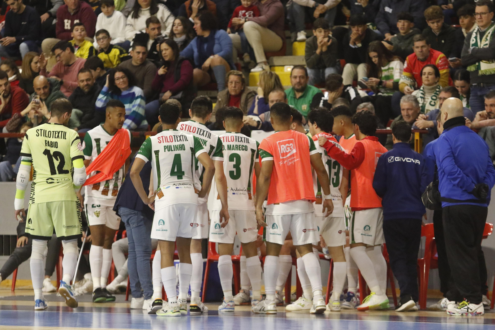 Las mejores fotos de la victoria del Córdoba Futsal ante el Noia