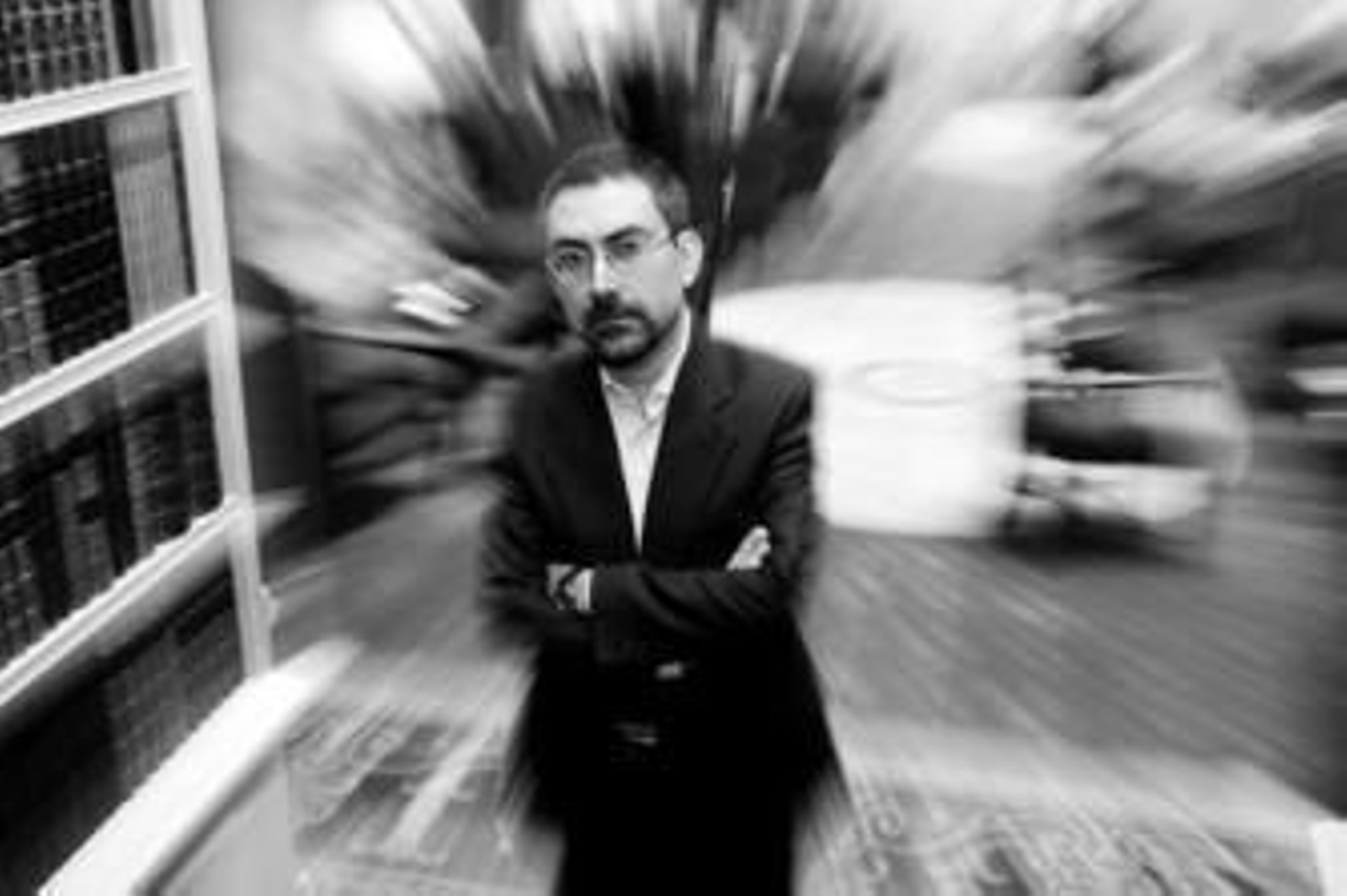 Antonio Rivero Taravillo, ayer, durante la presentación a los medios del primer volumen de su biografía de Luis Cernuda.