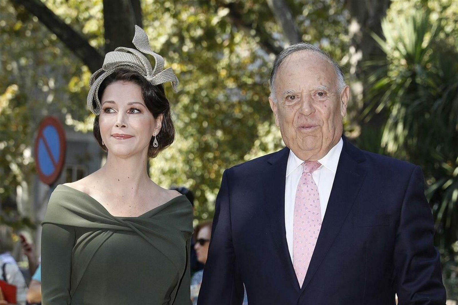 Carlos Falcó con su última esposa, Esther Doña