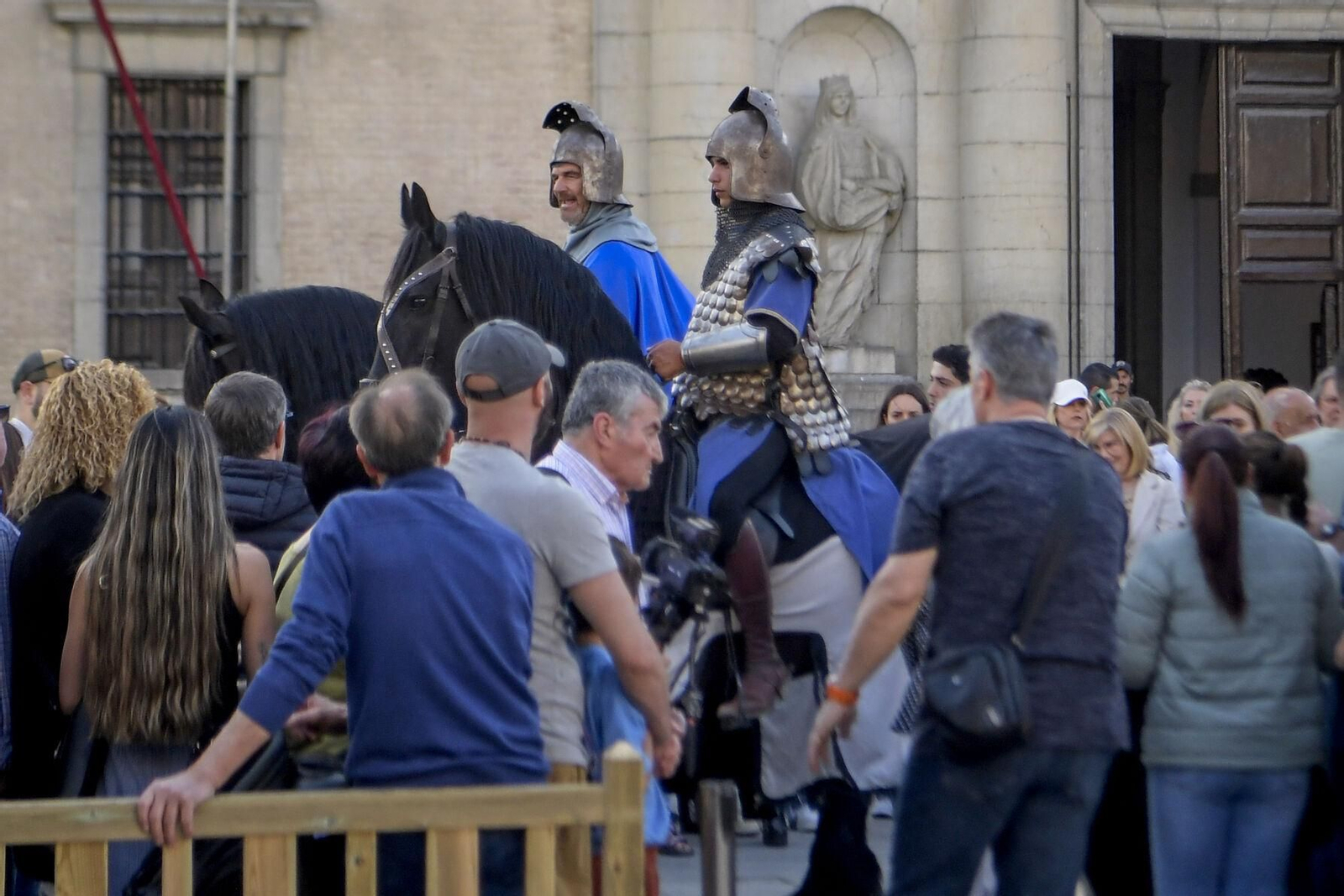 Fotos: Cristóbal Colón y los Reyes Católicos inauguran las Capitulaciones de Santa Fe