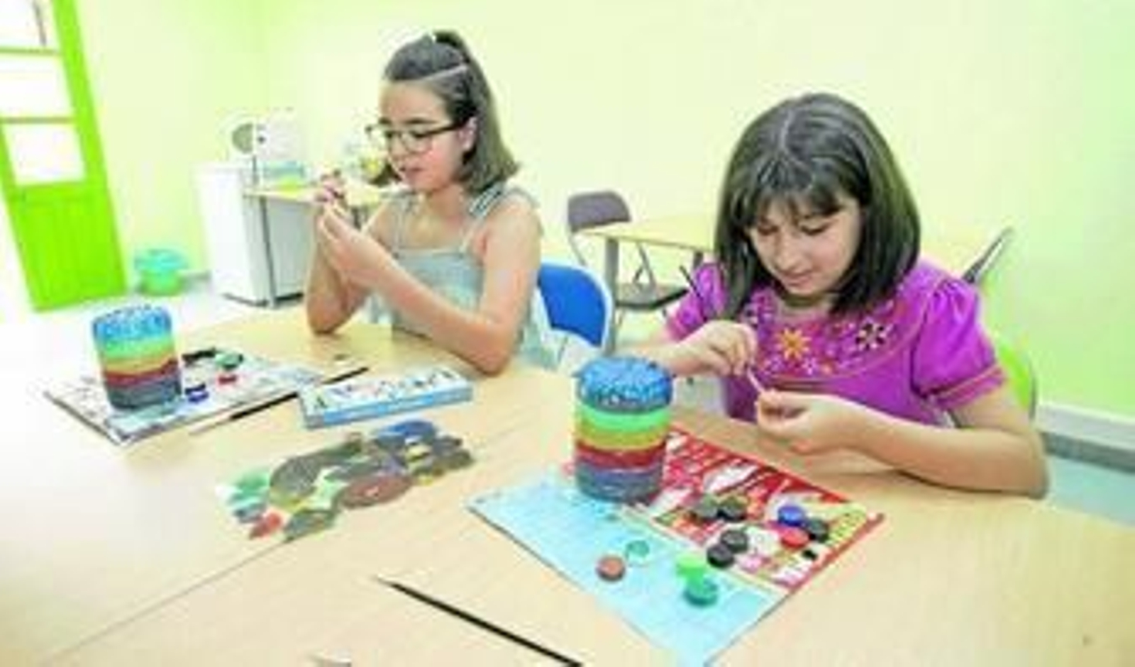 Un lugar en el que los niños reciben apoyo escolar de forma gratuita