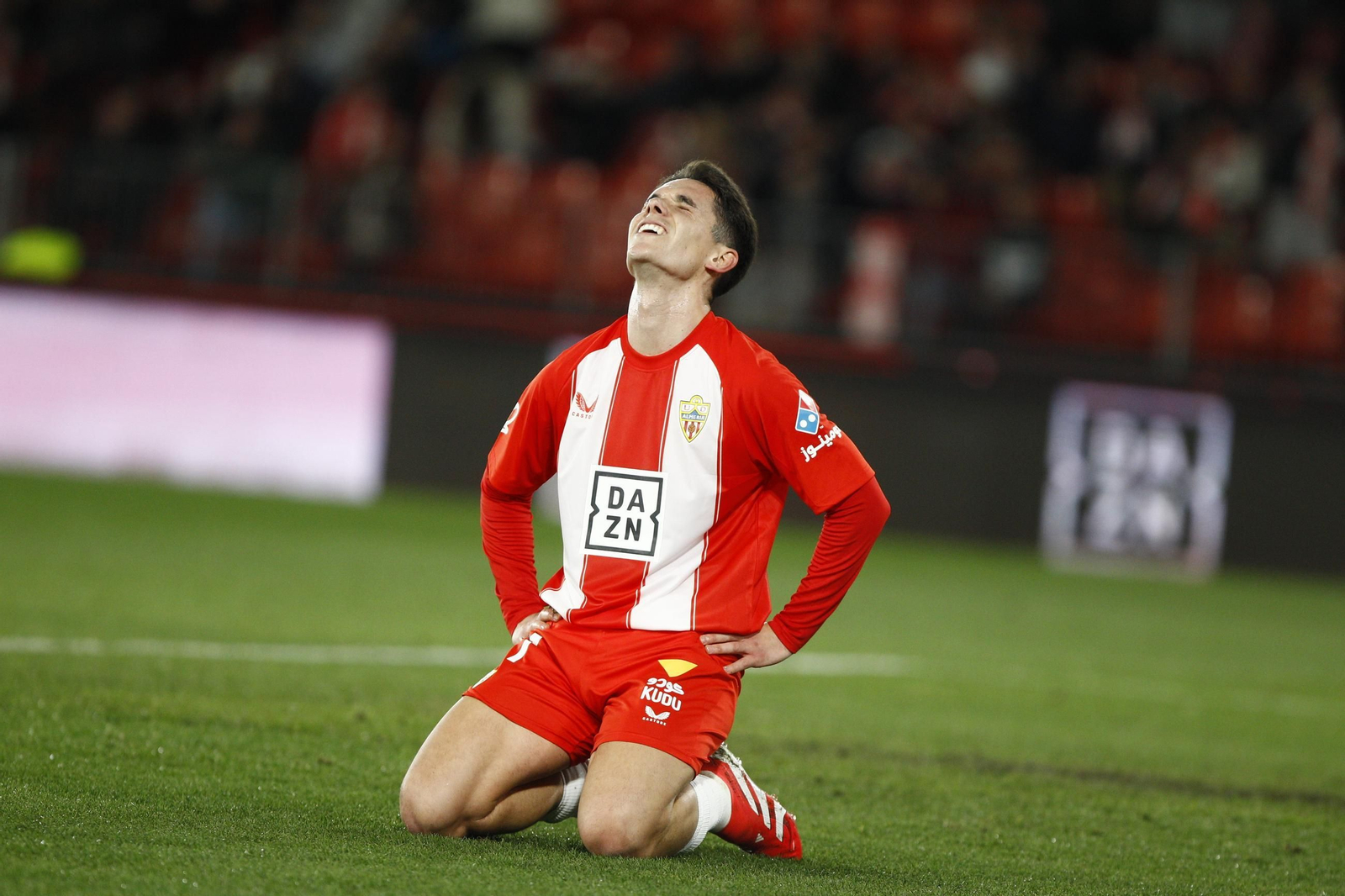 Las imágenes del partido U.D. Almería-S.D. Huesca