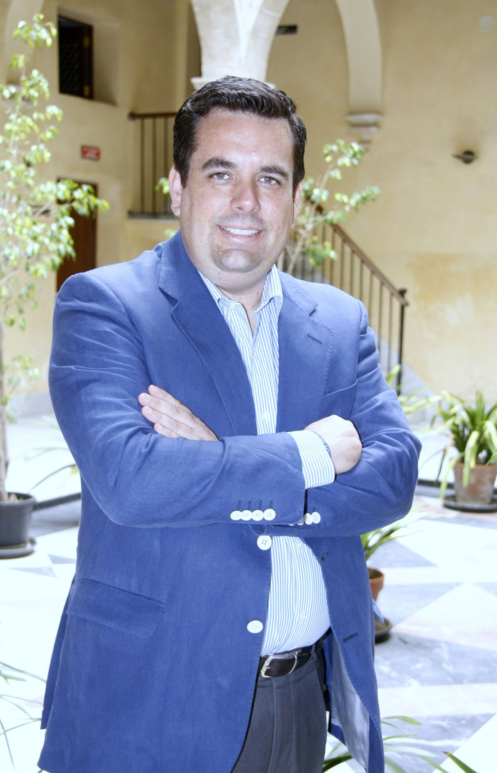 El concejal de Ciudadanos Curro Martínez, posando para la entrevista.