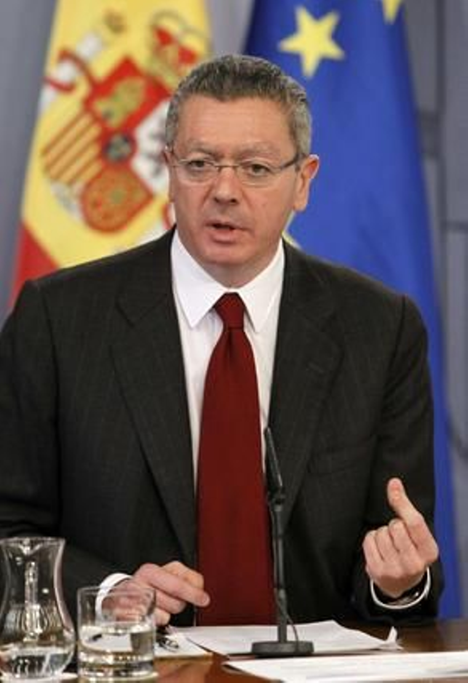 El aborto sólo se permitirá en caso de violación y si hay riesgo "físico o psíquico" para la mujer