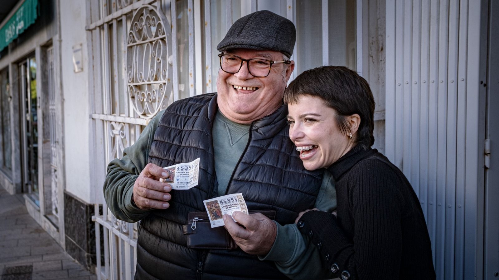 Las imágenes de la celebración del Gordo de la Lotería de Navidad 2023 en Cádiz