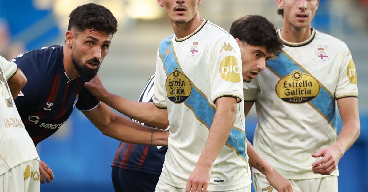 El Deportivo no gana y despeja el camino del Cádiz CF hacia el liderato
