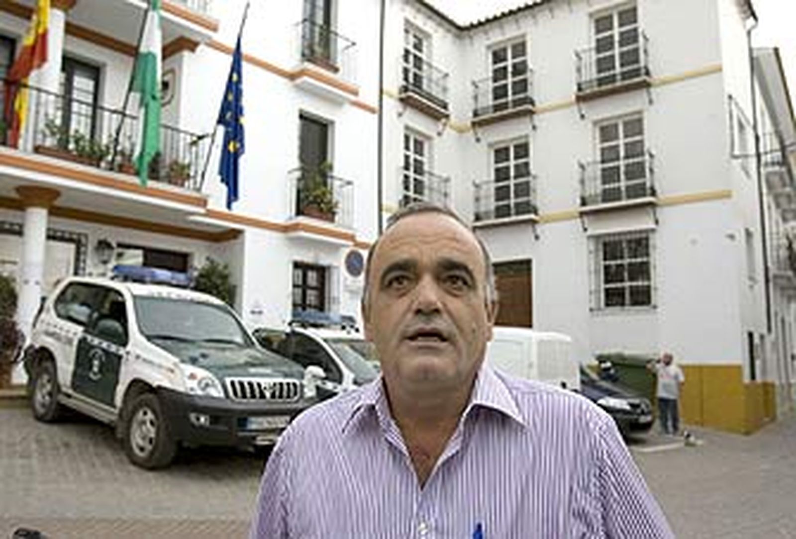 Imputan al alcalde de Almogía por prevaricación y falsedad documental