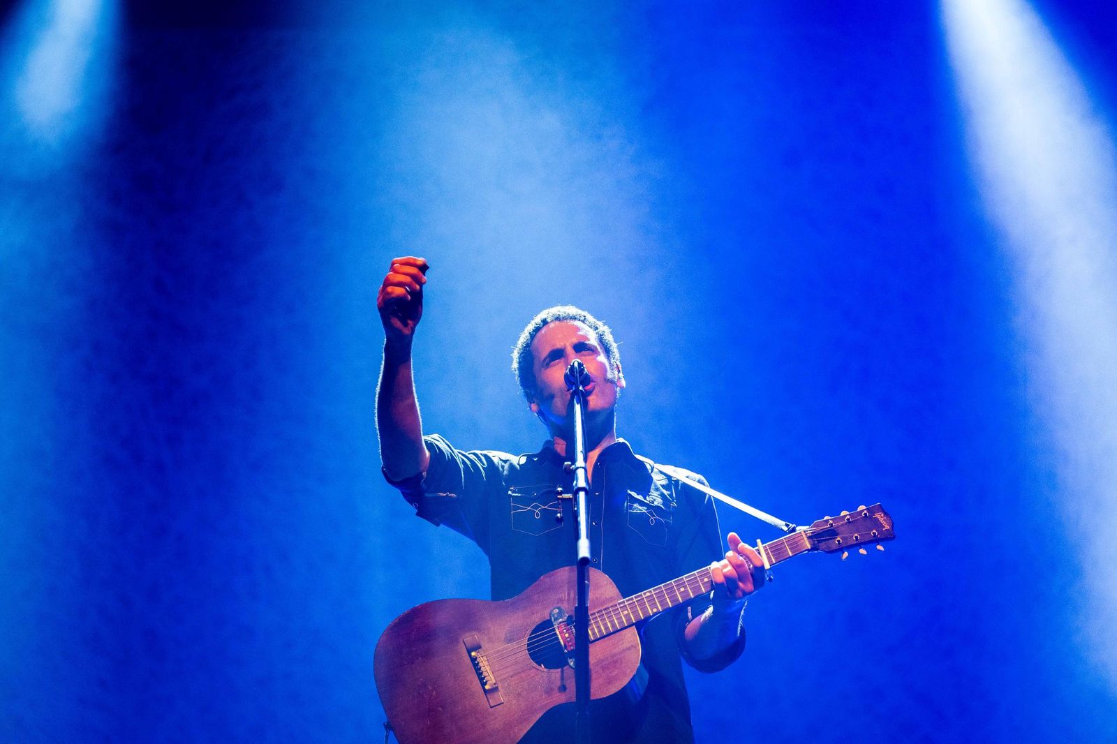 Espectacular concierto de Depedro en el Teatro de las Cortes de San Fernando
