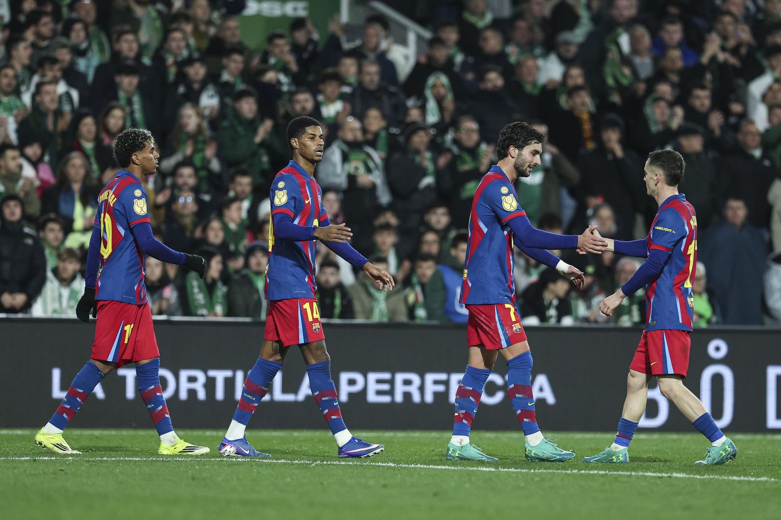 Las fotos del Racing-Barcelona de Copa