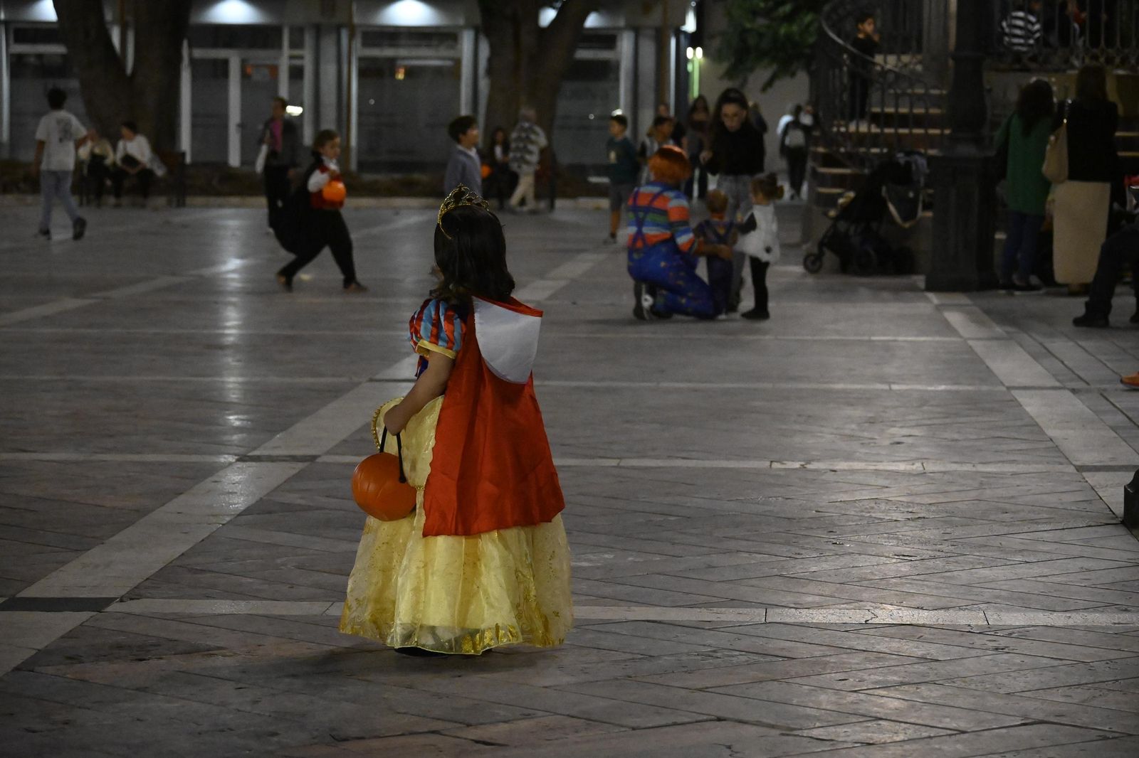 Las mejores fotografías de la noche de Halloween en Huelva