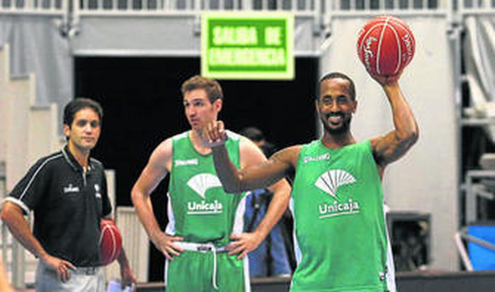 Earl Calloway, con Antonio Herrera y Txemi Urtasun.