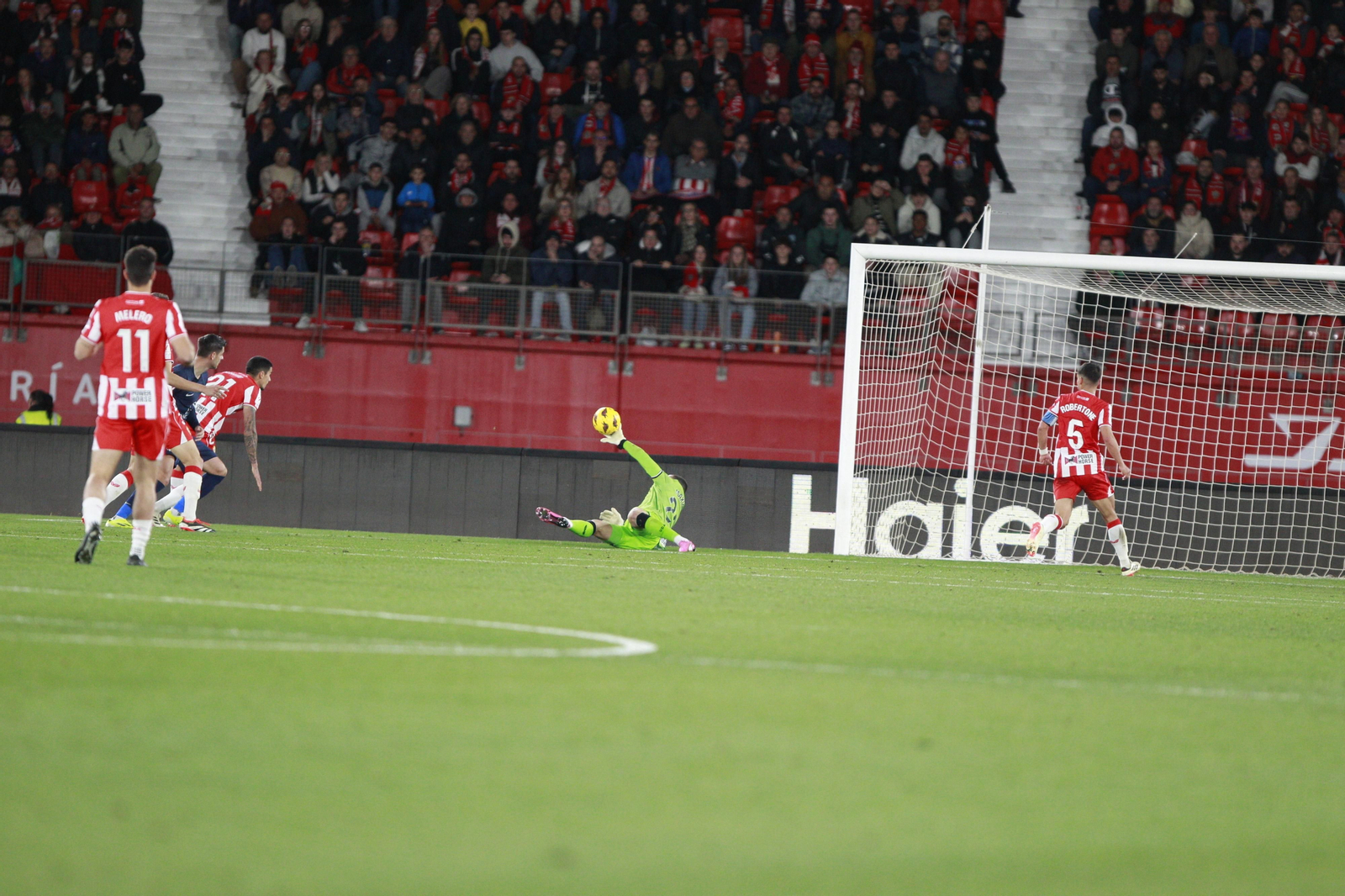 Las mejores imágenes del partido U.D. Almería-Atlético de Madrid