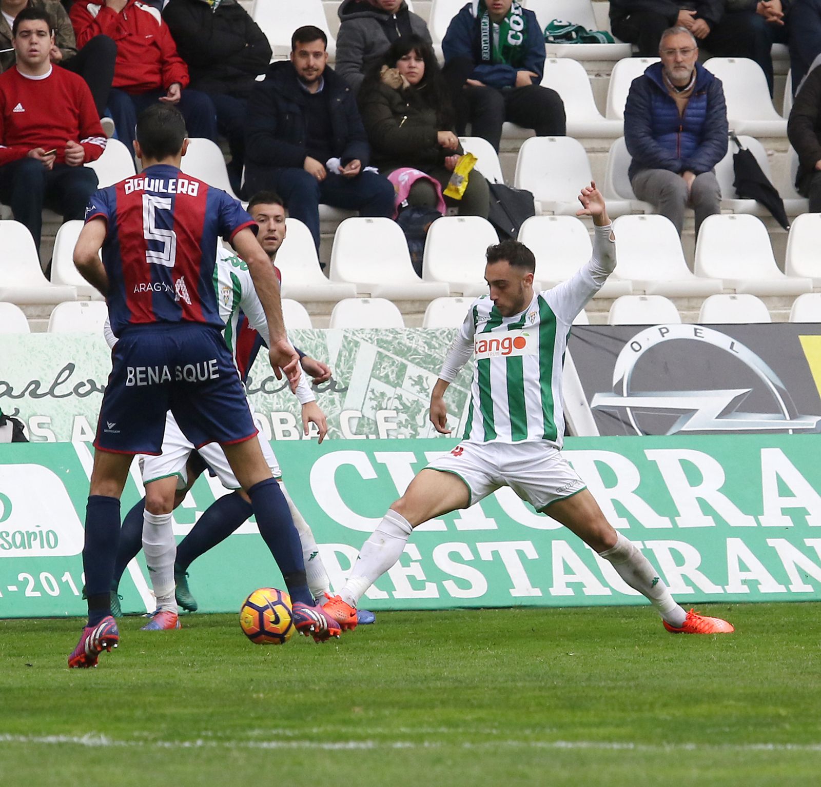 El Córdoba-Huesca, en imágenes