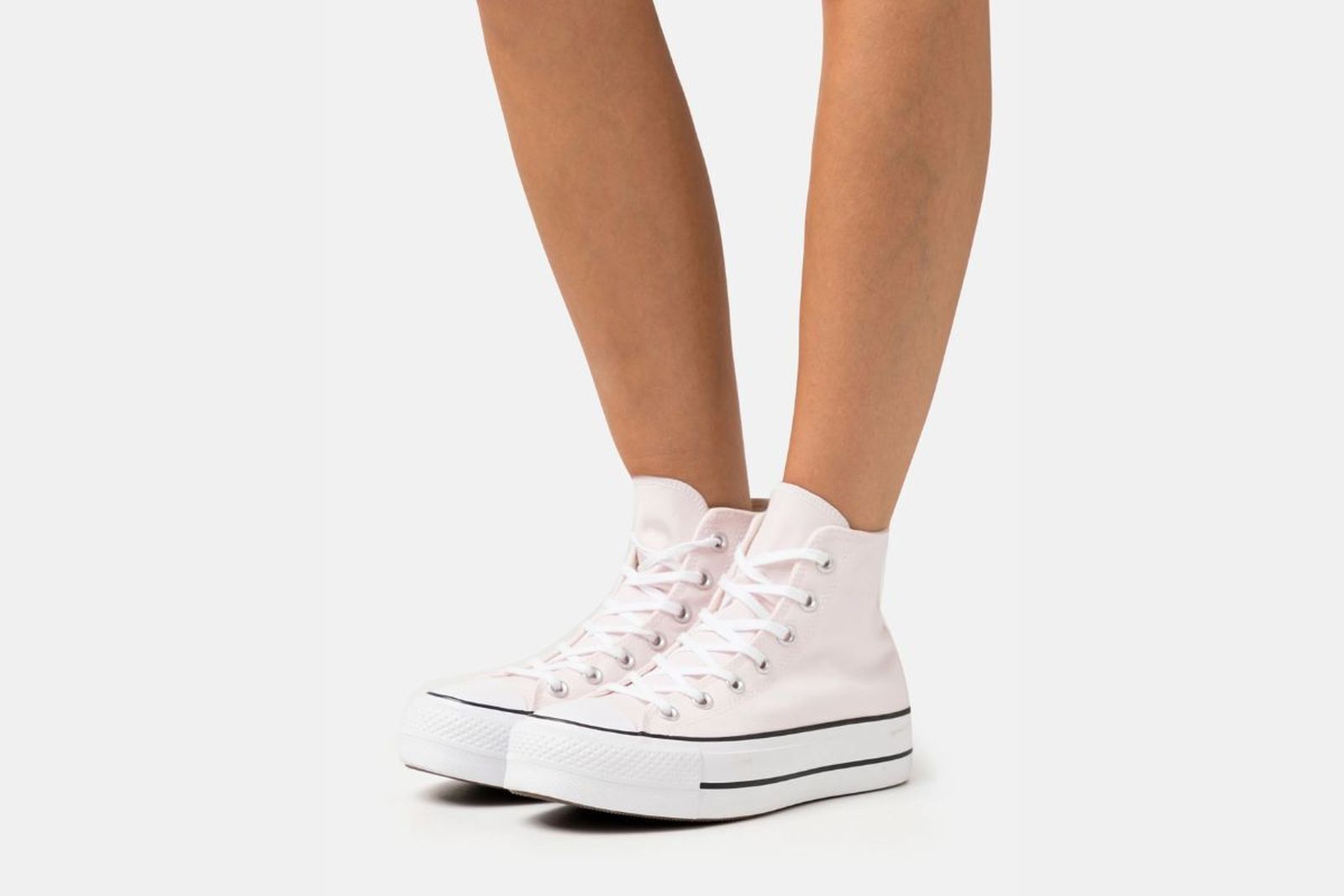 Zapatillas Converse blanca a estrenar