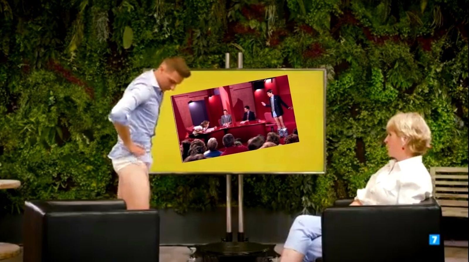 Joaquín se baja los pantalones ante Mercedes Milá, tal como hizo Jesulín hace 30 años