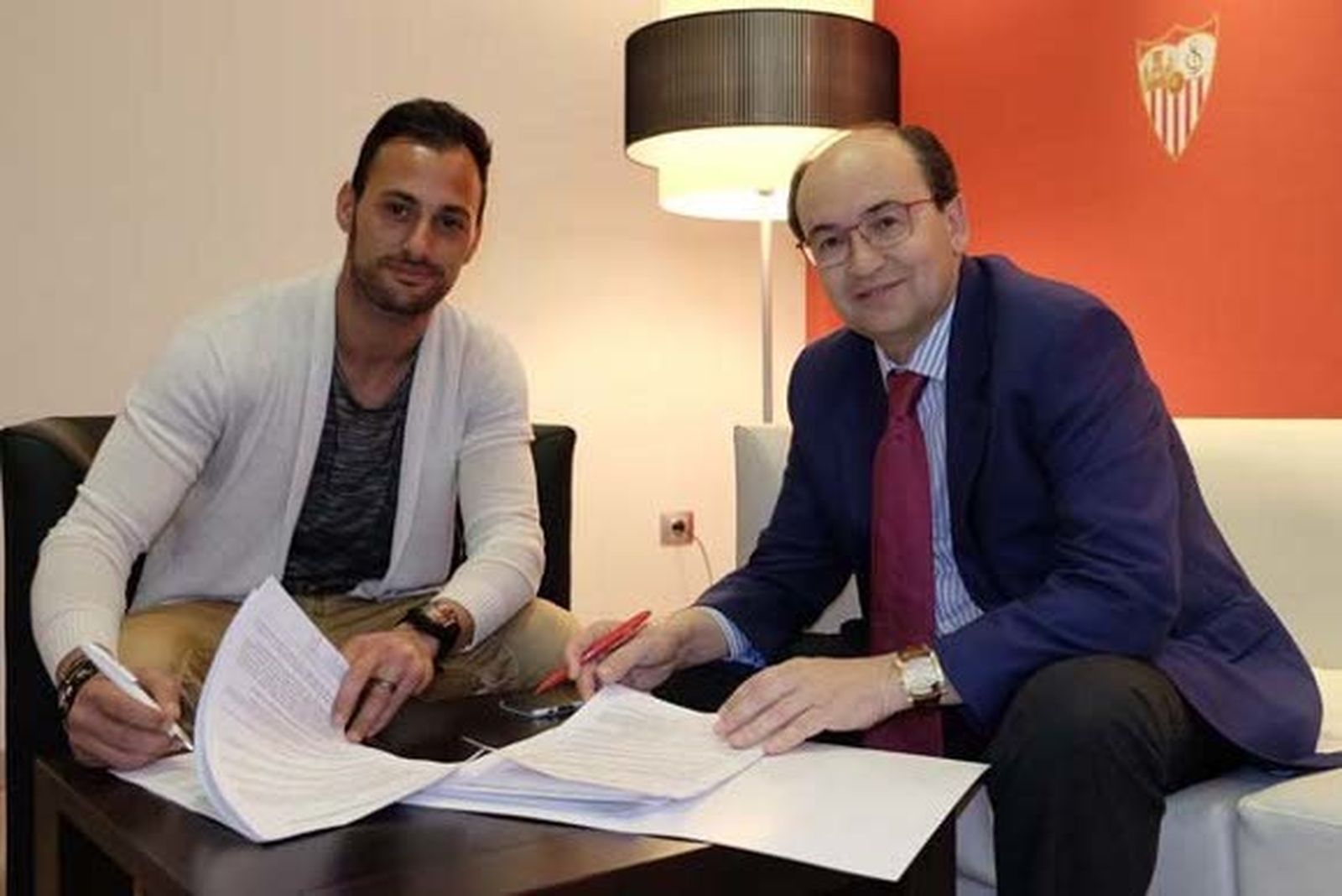 Beto, feliz tras renovar por dos años y otro posible