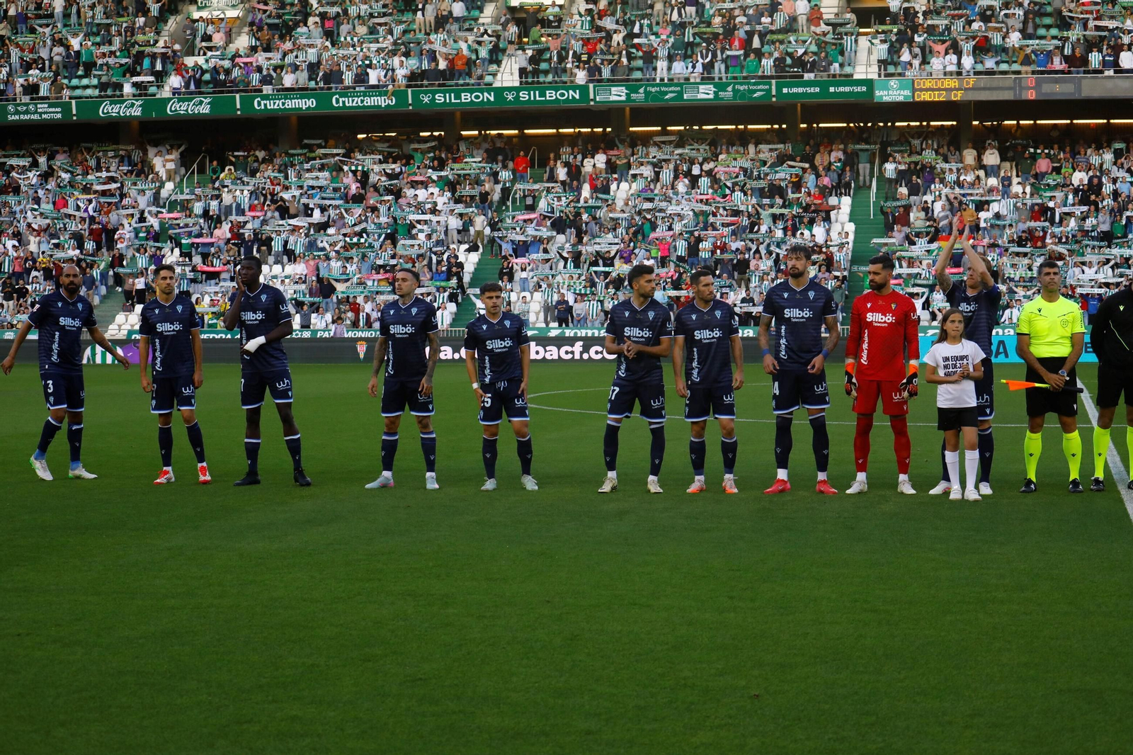 Formación del Cádiz en el partido contra el Córdoba.