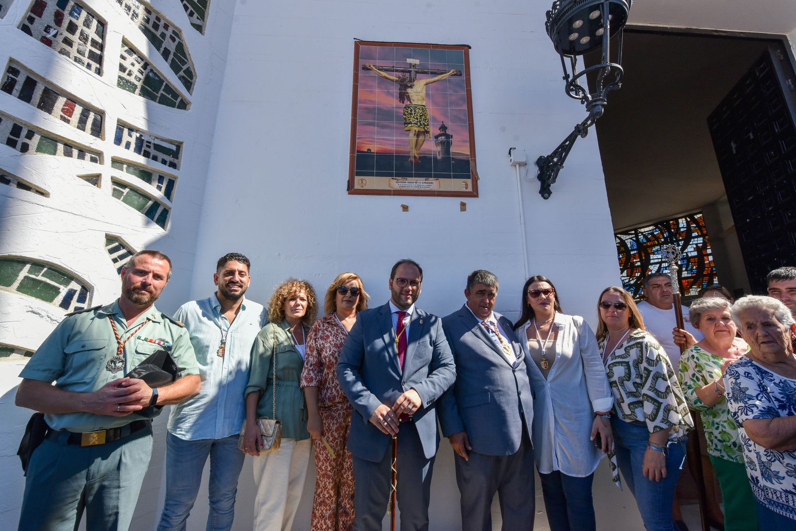 La procesión del Cristo de la Almoraima, en imágenes