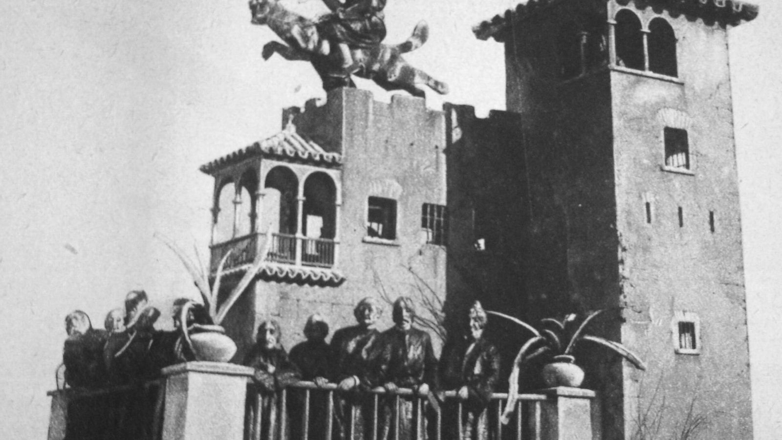 Carroza 'Las brujas'.