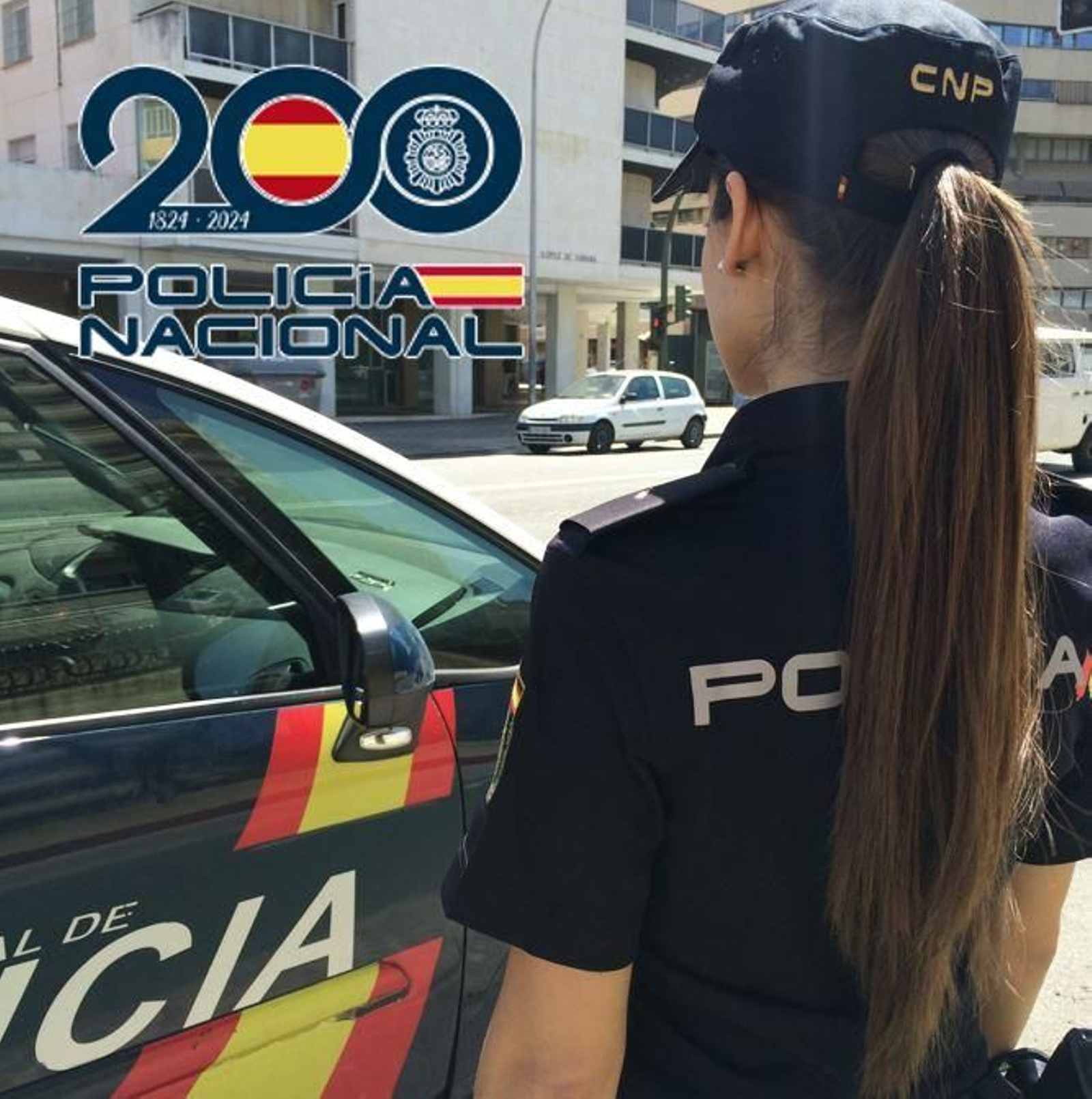 Imagen de archivo de una agente de la Policía Nacional de Granada
