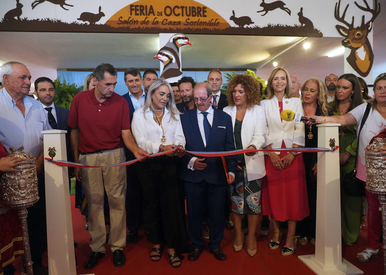 Imágenes del inicio de la Feria de Octubre en Cartaya