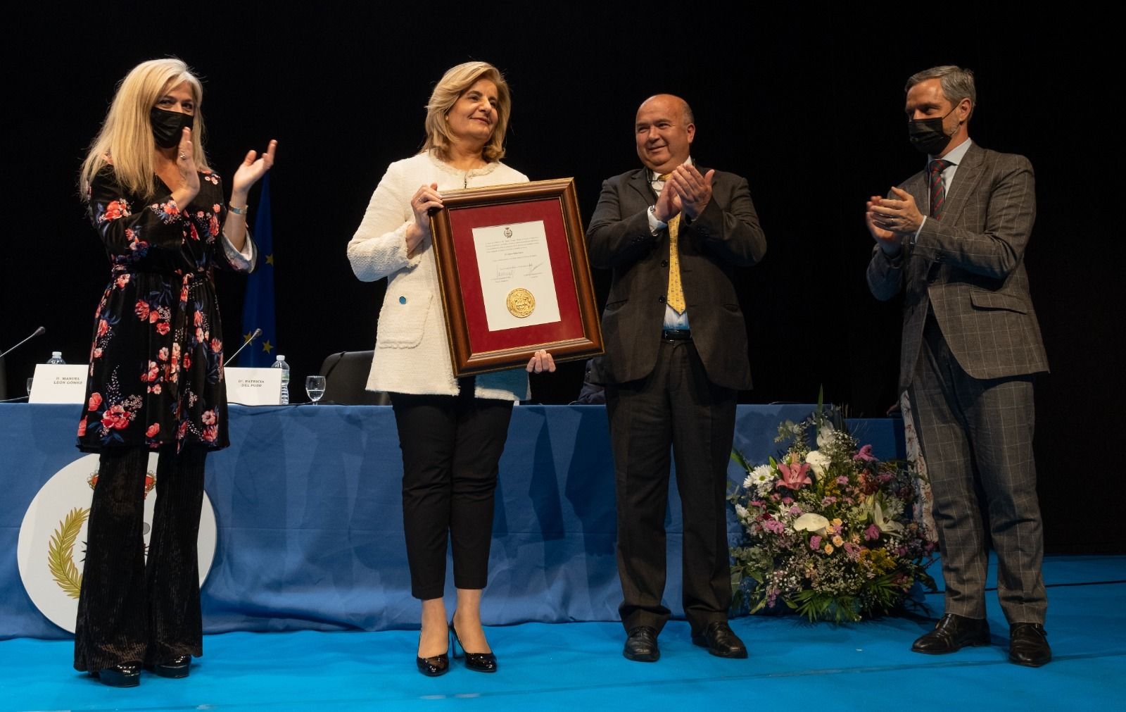 Fátima Báñez, respaldada por Patricia del Pozo y Juan Bravo en el homenaje del viernes