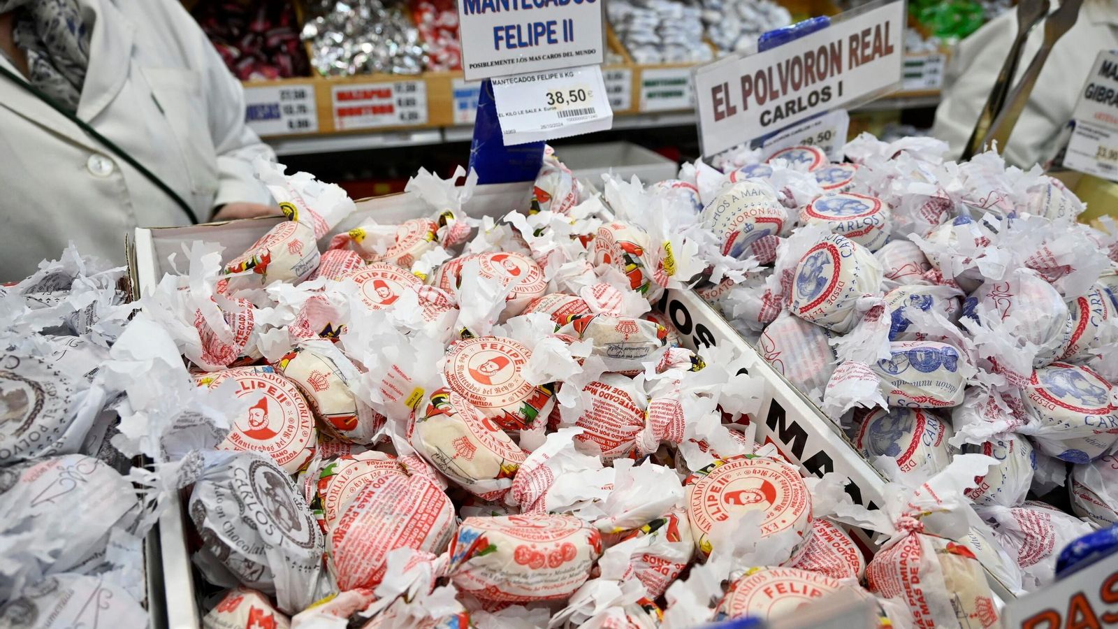 Mantecados Felipe II, la venta estrella de las Navidades en Los Ángeles. Mantecados Felipe II, la venta estrella de las Navidades en Los Ángeles.