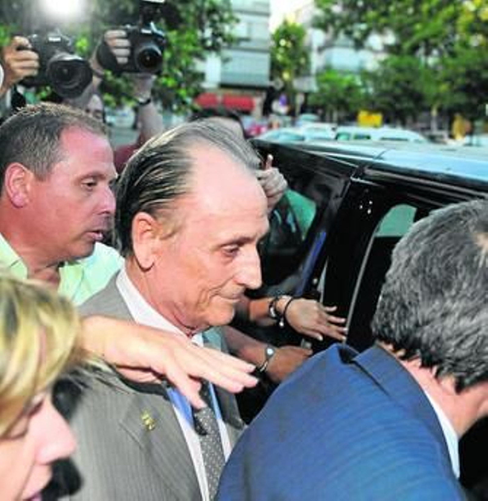 Manuel Ruiz de Lopera, el pasado miércoles al abandonar la sede de los juzgados de Sevilla.