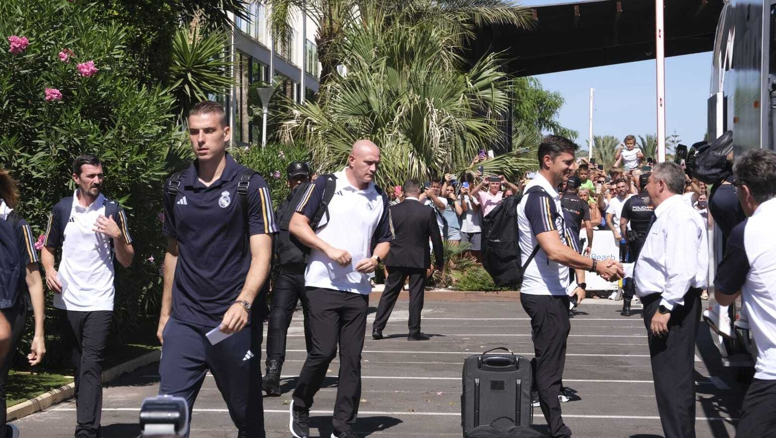 La llegada del Real Madrid a Almería en imágenes