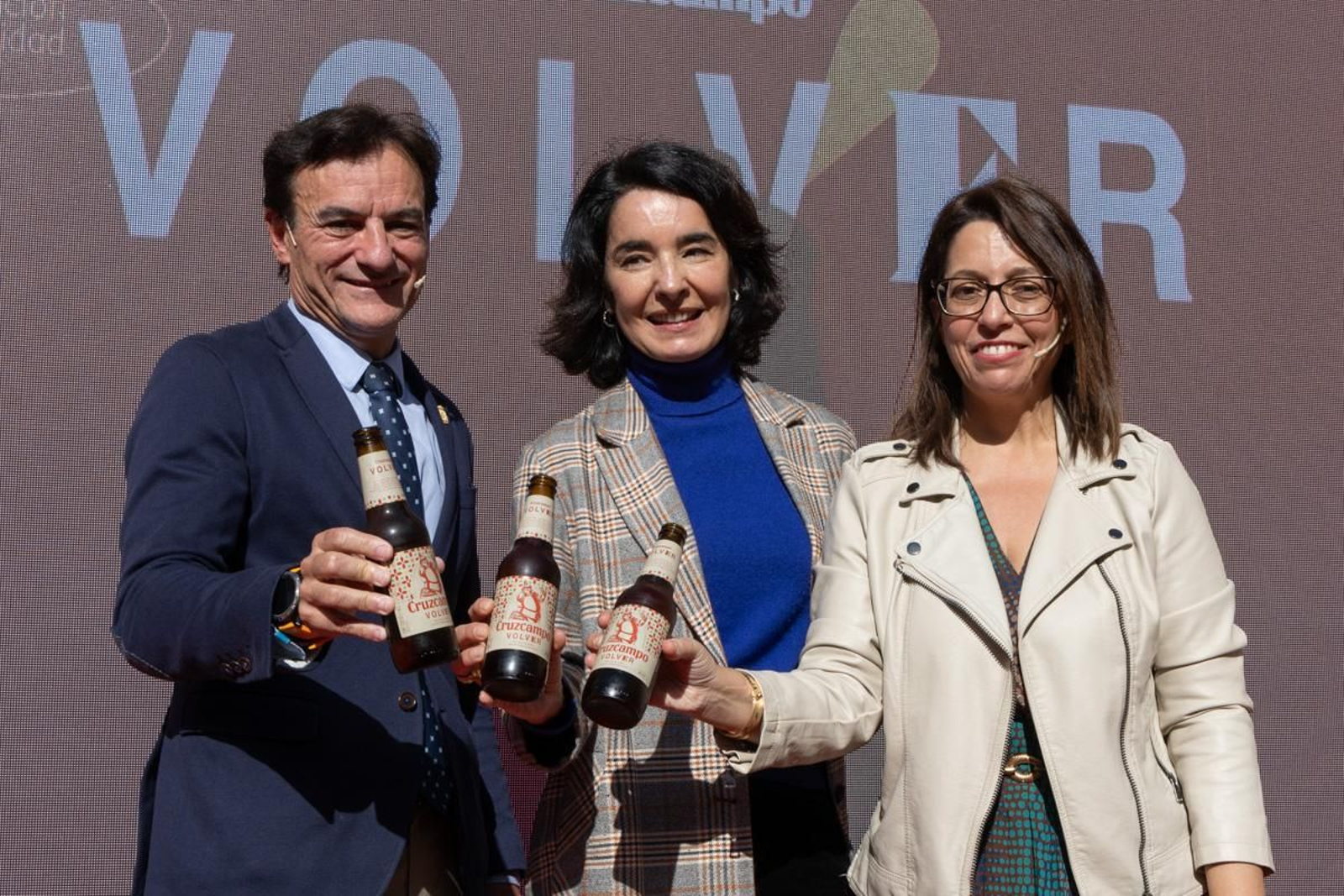 Presentación del lanzamiento de 'Volver', edición limitada de Cruzcampo para Navidad