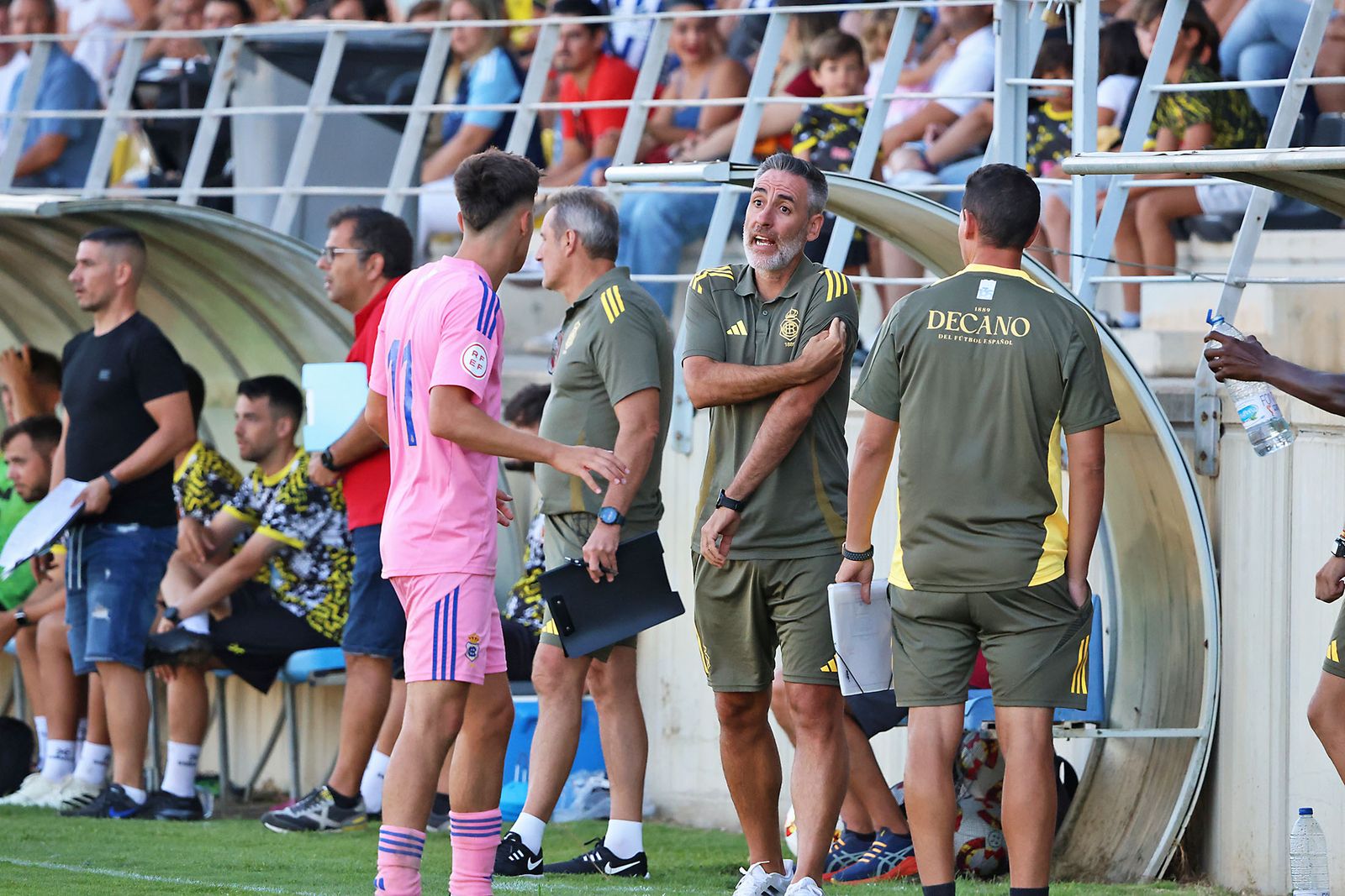 Imágenes del Trofeo de la Bella entre el San Roque de Lepe y el Recreativo de Huelva