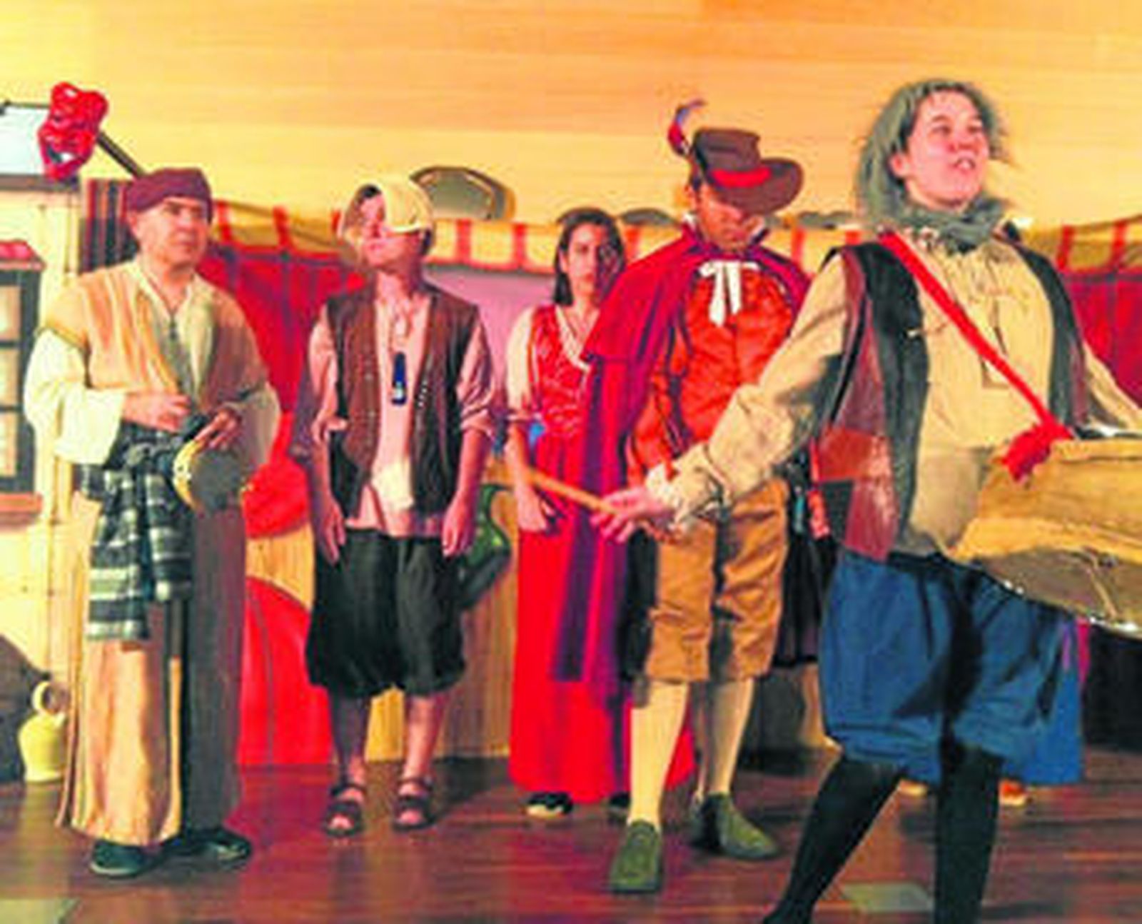 El grupo Cuarta Pared durante una de sus representaciones.