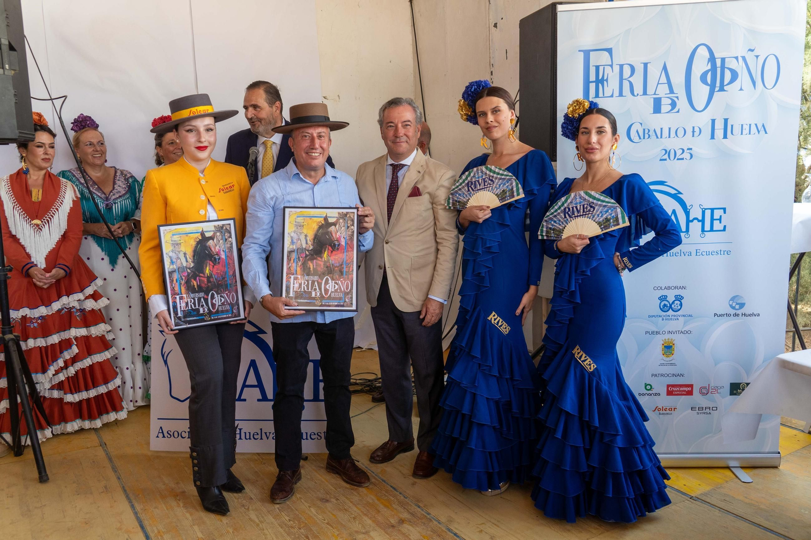 Imágenes de la entrega de reconocimientos de la X edición de la Feria de Otoño y del Caballo 2025 de Huelva