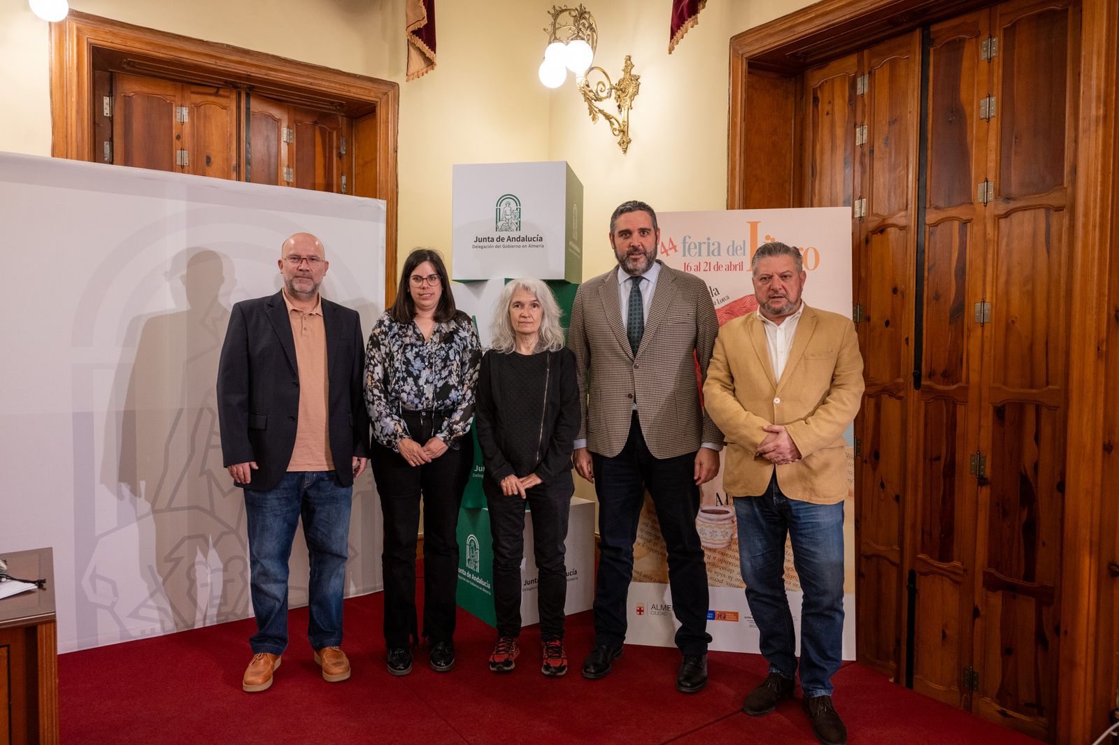 Manuel García Iborra, Almudena Morales, Belén Gopegui, Juan José Alonso y Diego Cruz.