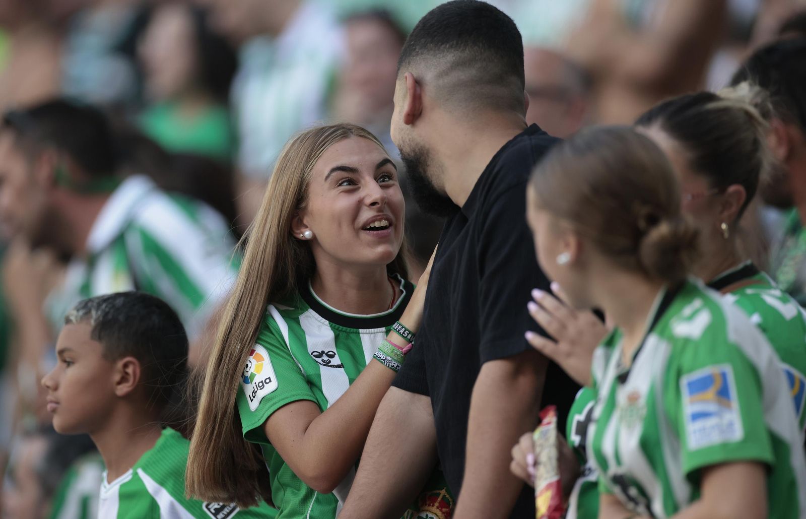 Búscate en las fotos del Betis - Athletic Club