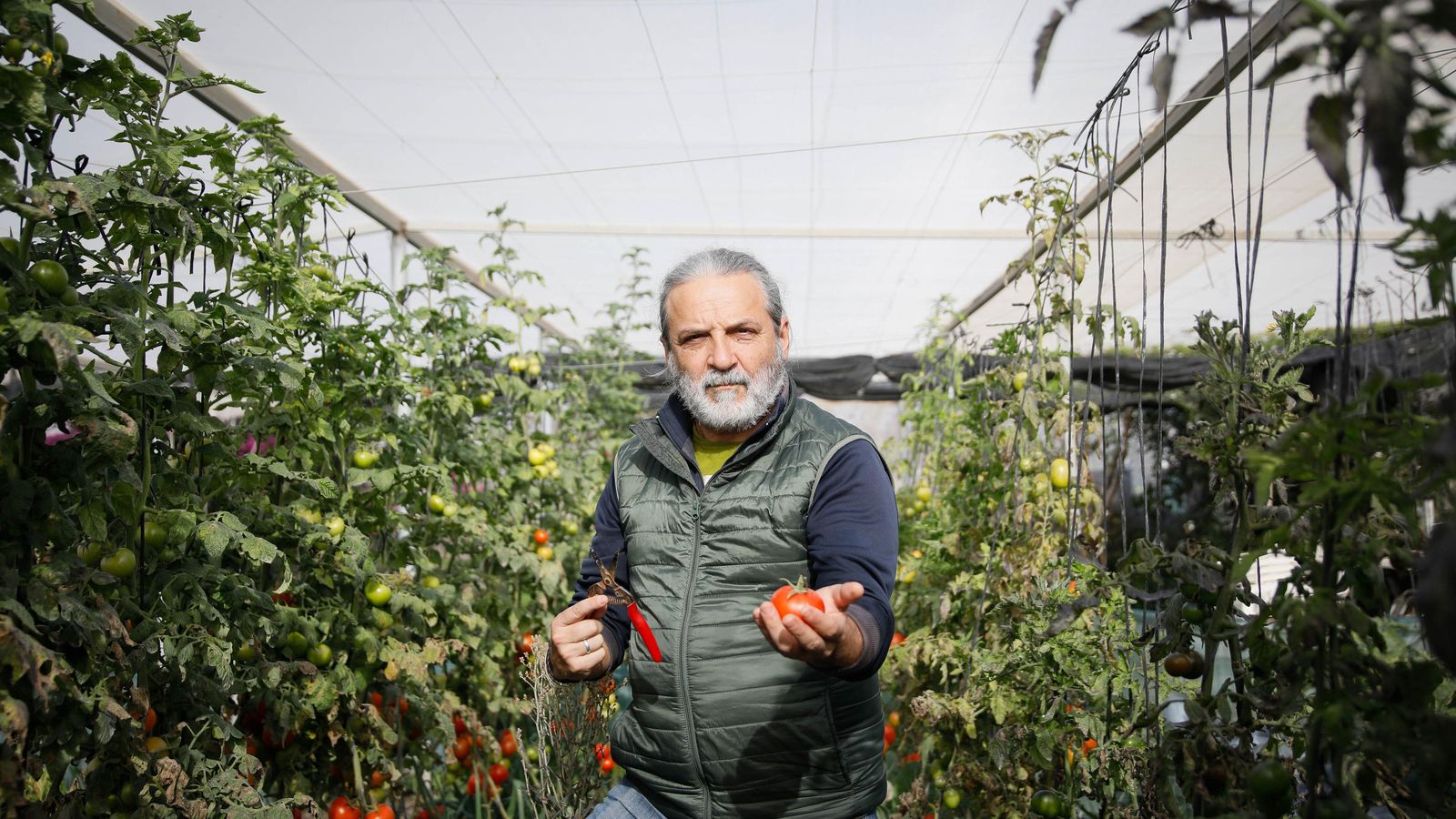 Juan Magán, uno de los inquilinos más longevos del huerto.
